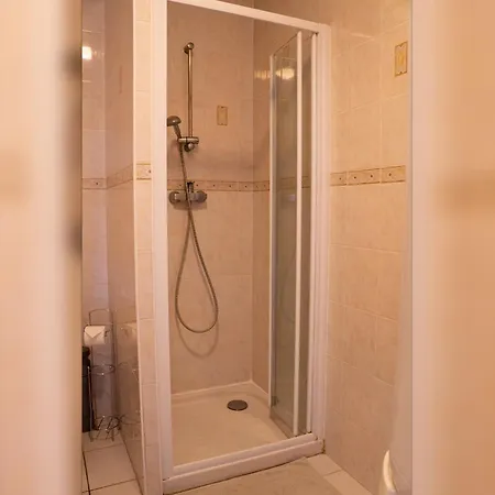 Les Terrasses Des Rossignols Villa Chemery Room photo