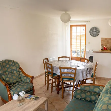 Les Terrasses Des Rossignols Villa Chemery Room photo