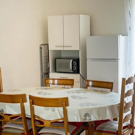 Les Terrasses Des Rossignols Villa Chemery Room photo