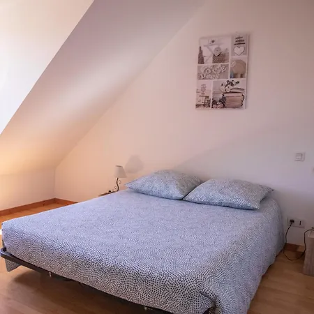 Les Terrasses Des Rossignols Villa Chemery Room photo
